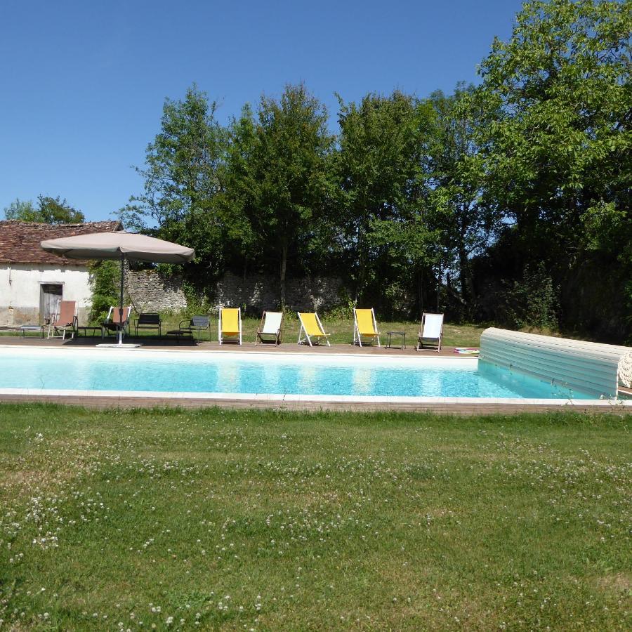 Chateau De Charnizay Exterior foto
